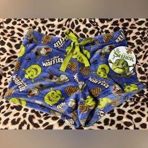 🩷SHREK Plush Sleep Shorts🩷